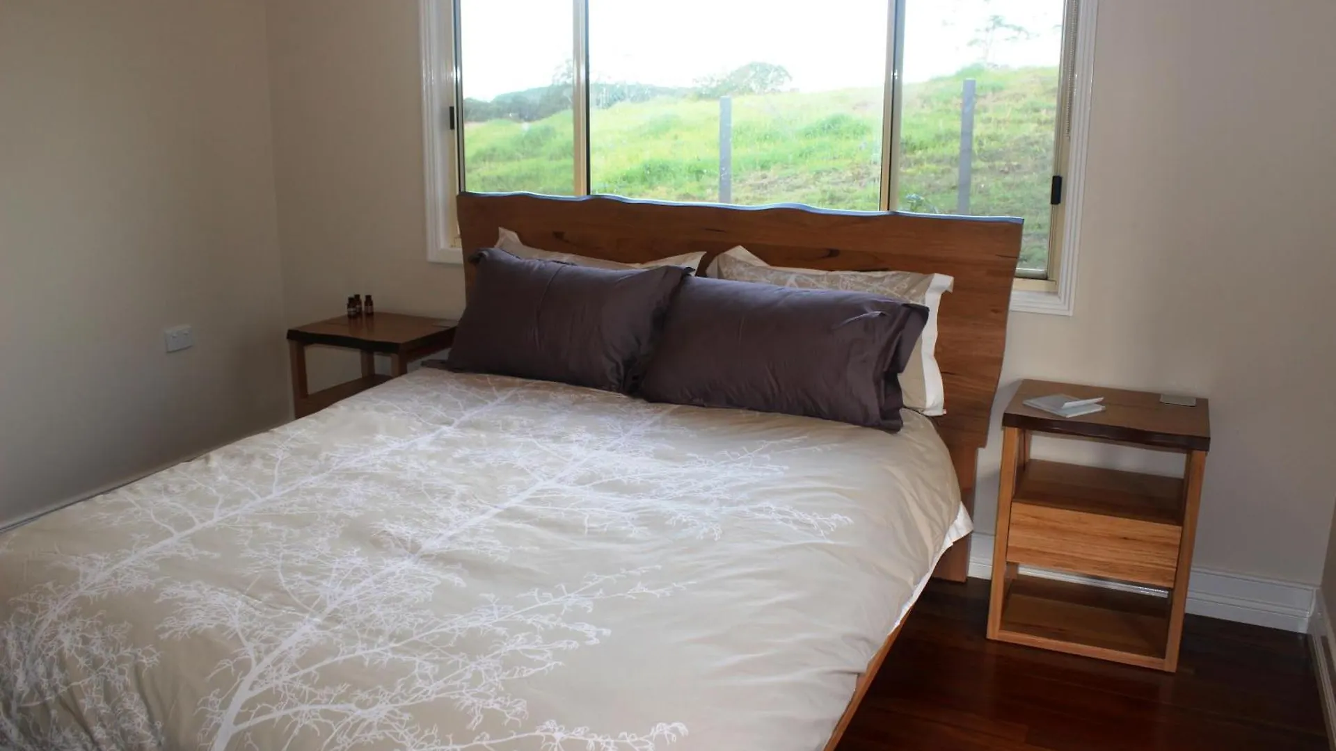 Flame Hill Vineyard Holiday home Montville